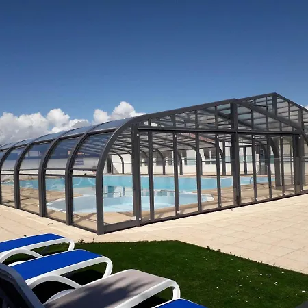 Chalet Pour 4 Dans Une Avec Piscine Brétignolles-sur-Mer