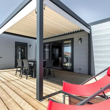 Chalet Pour 4 Dans Une Avec Piscine Brétignolles-sur-Mer